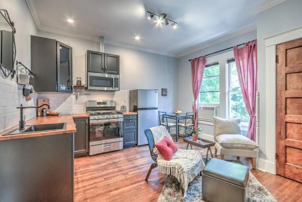 Historic Details With Modern Comforts In Midtown Memphis