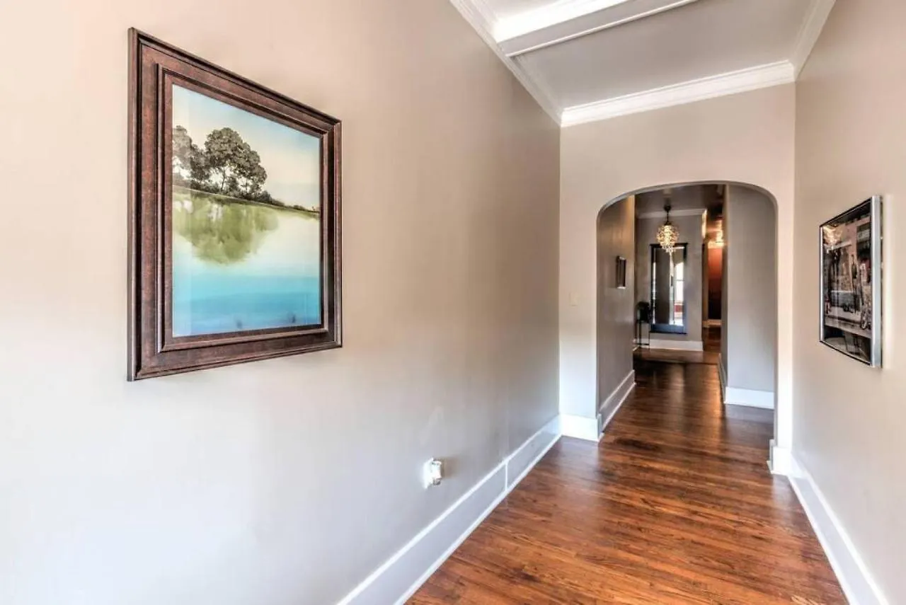 Historic Details With Modern Comforts In Midtown Memphis